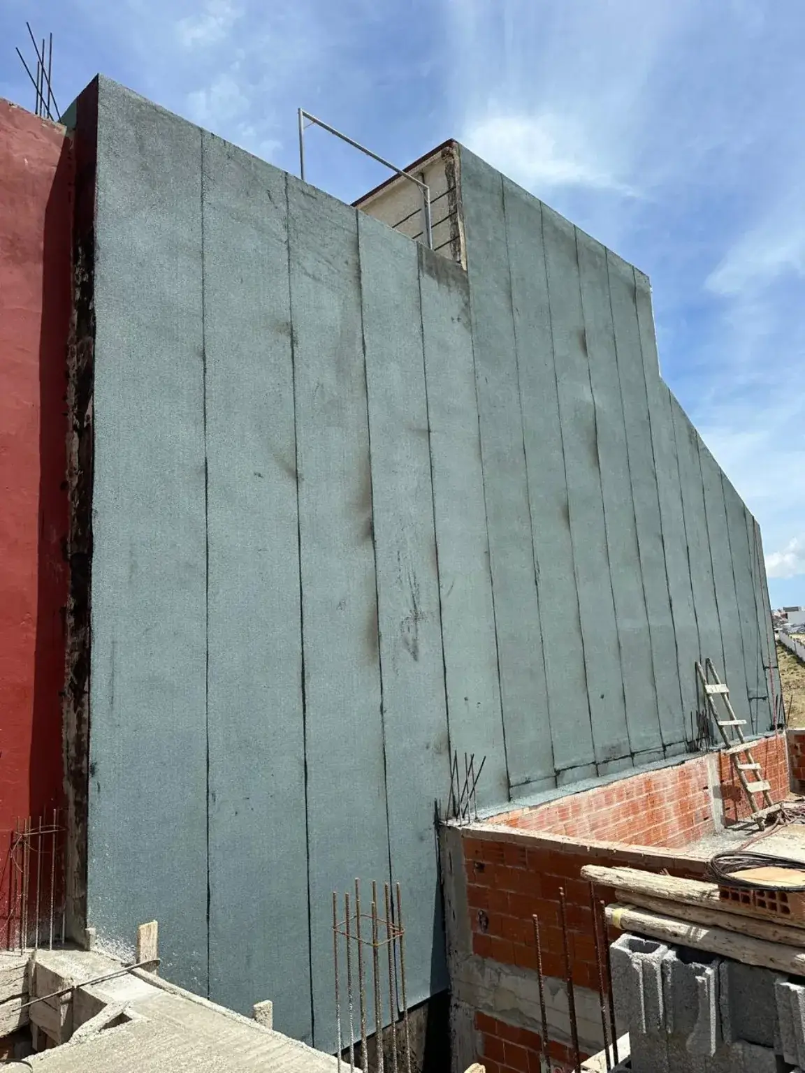 Étanchéité des façades et murs extérieurs